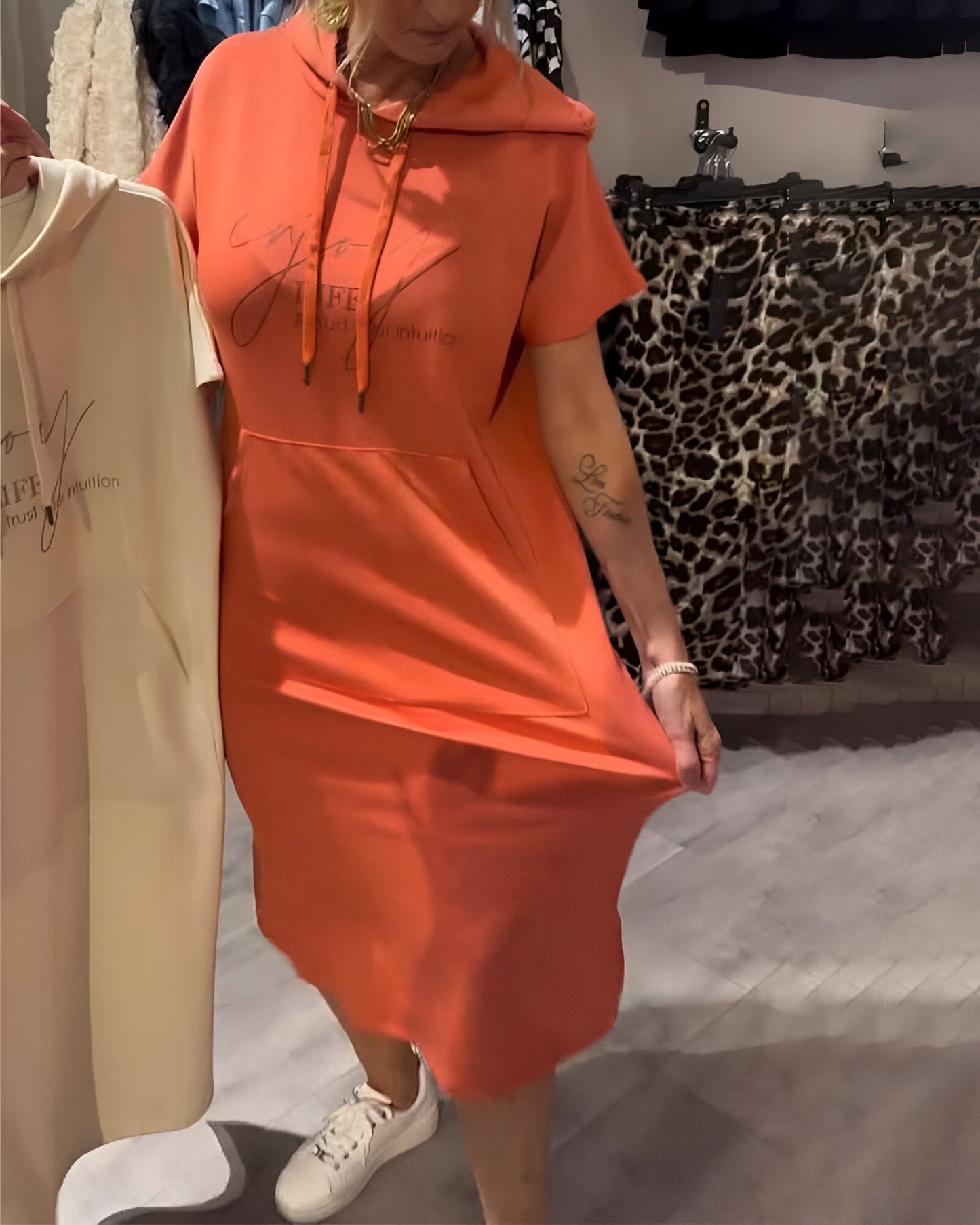 Pucuri™ | Robe portefeuille fluide et élégante pour toutes les occasions