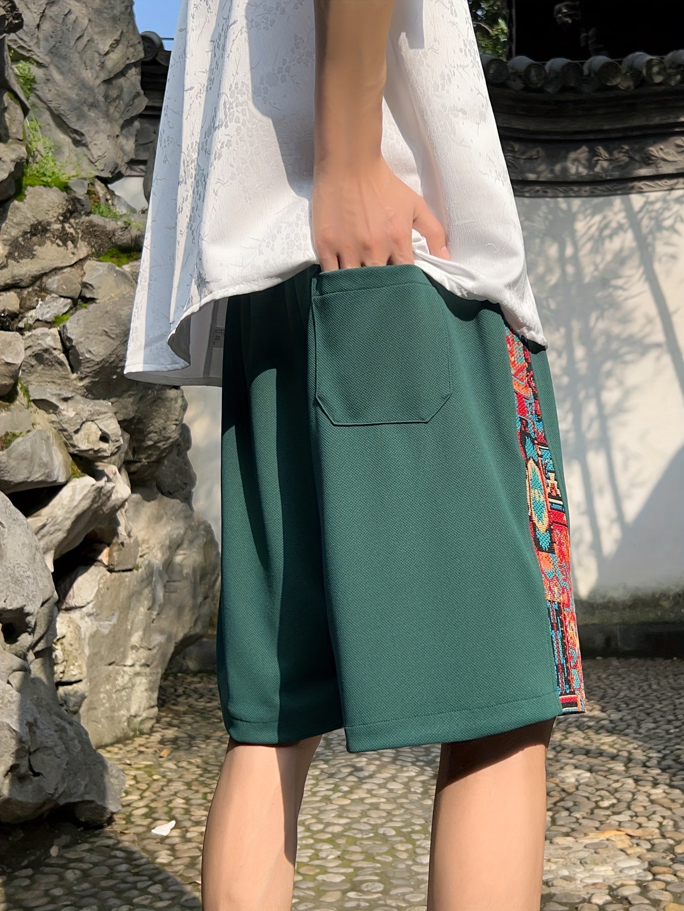 Men's Loose Ethnic Embroidery Graphic Print Shorts With Pockets, Casual Drawstring Shorts For Summer
