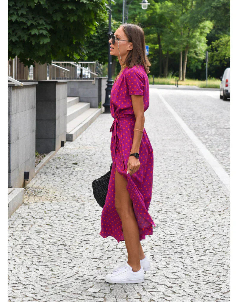 Suzanne - Robe élégante à col en V